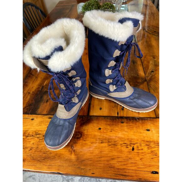 L.L. Bean Women's Rangeley Insulated Pac Boots, Tall - Picture 5 of 11